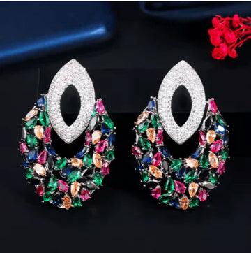 Zirconia Claw Necklace Set ©